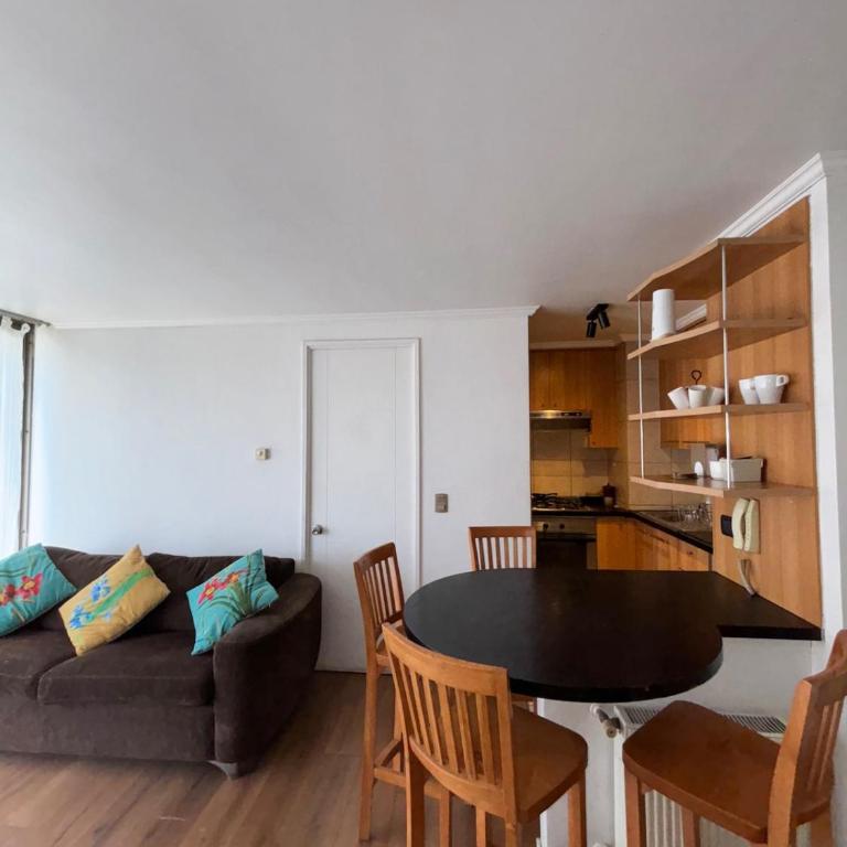 Comfortable and central apartment - Two-Bedroom Apartment - 13