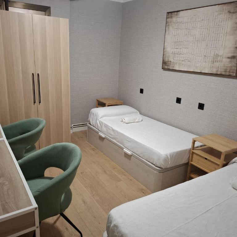 Apartamento playa Ondarreta - Habitación Familiar con baño privado - 3