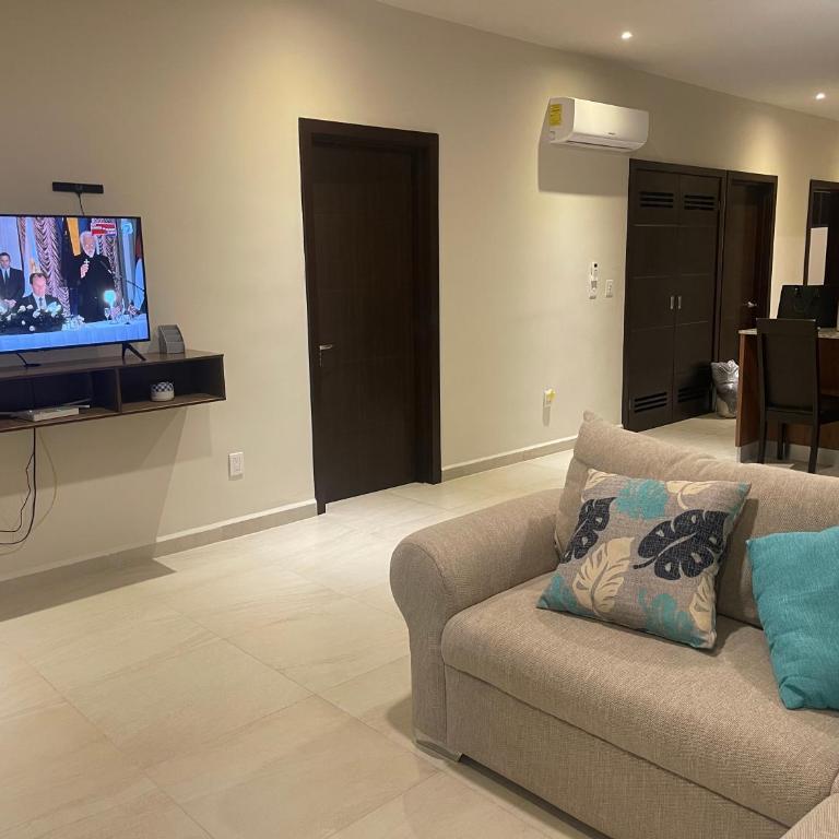 Luxury apartment for an unforgettable beach vacation experience - Three-Bedroom Deluxe Apartment - 18