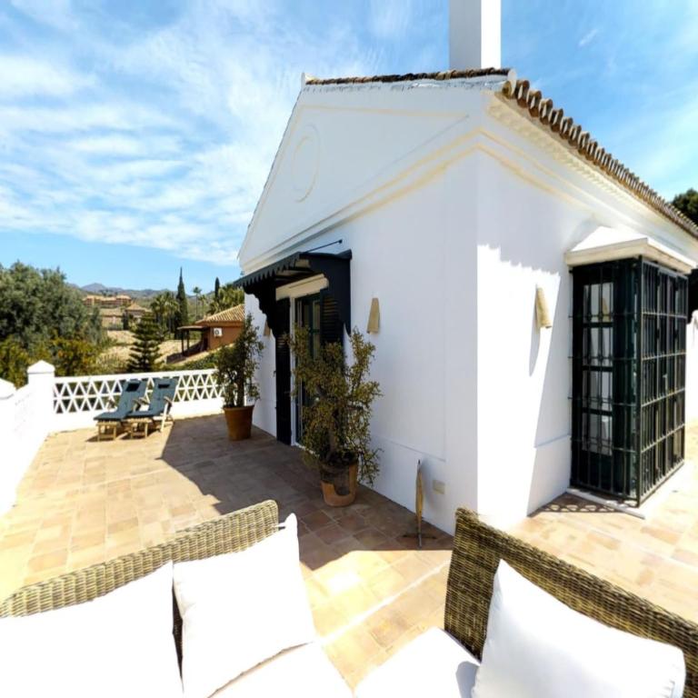 Colonial Style Retreat in Marbella - Villa de 6 dormitorios - 35
