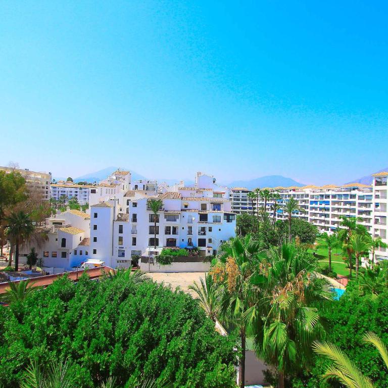 Puerto Banus Apartment for 8 - Apartamento con 4 dormitorios - 28