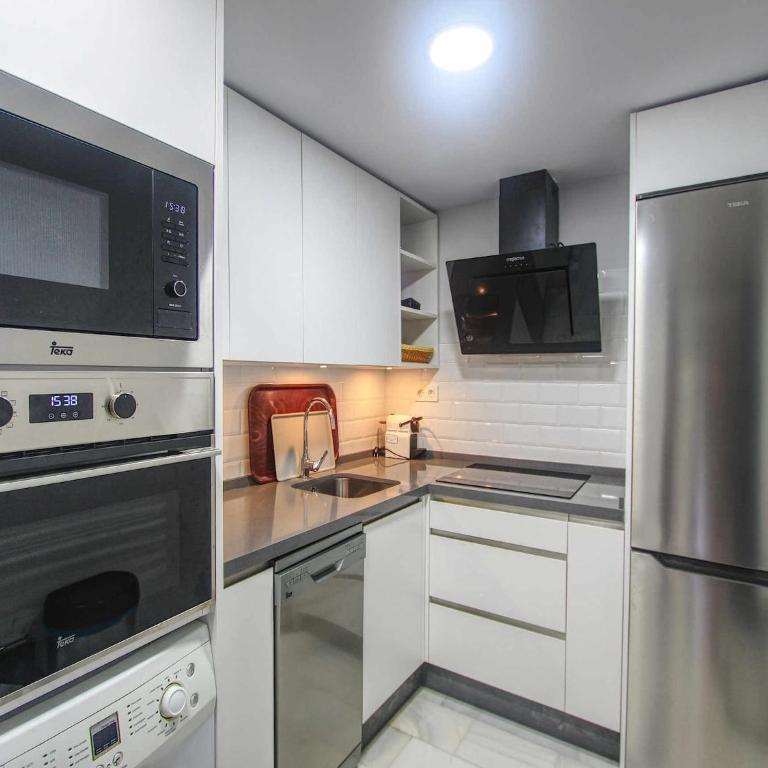 Puerto Banus Apartment for 8 - Apartamento con 4 dormitorios - 14