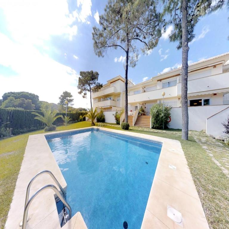 Cozy Elviria Beachside Apartment - Apartamento de 3 dormitorios - 1