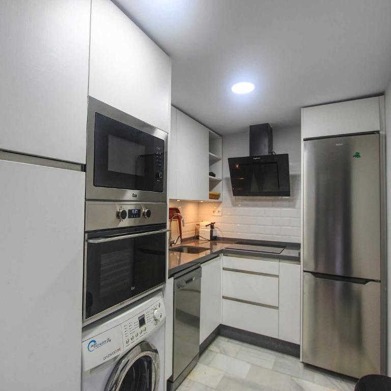 Puerto Banus Apartment for 8 - Apartamento con 4 dormitorios - 3