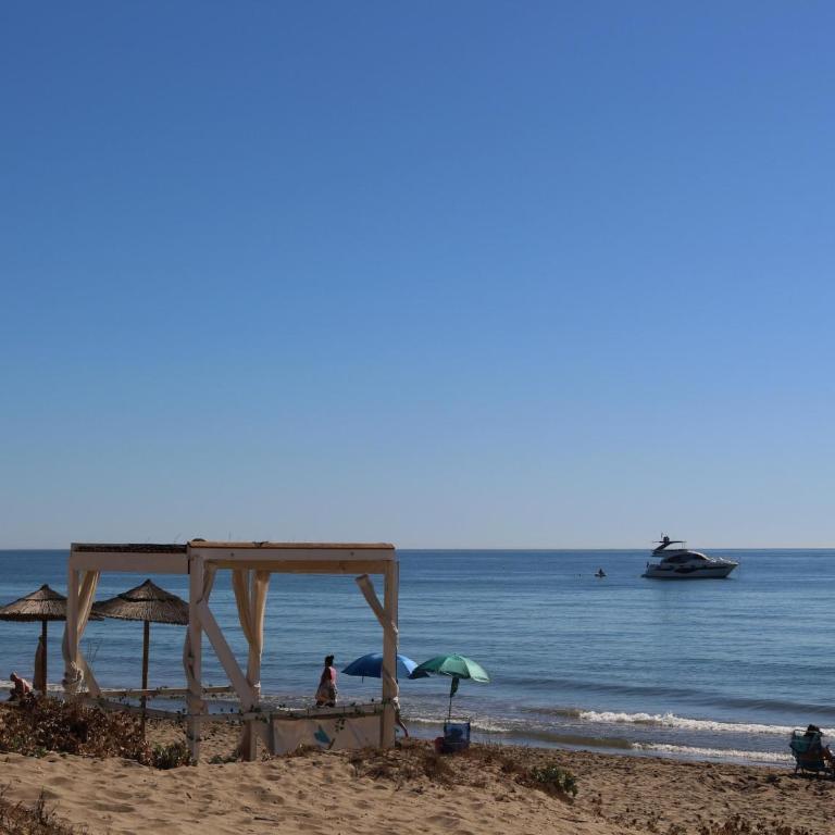 Elegant Seafront Retreat in Rio Real Playa - Apartamento de 3 dormitorios - 21