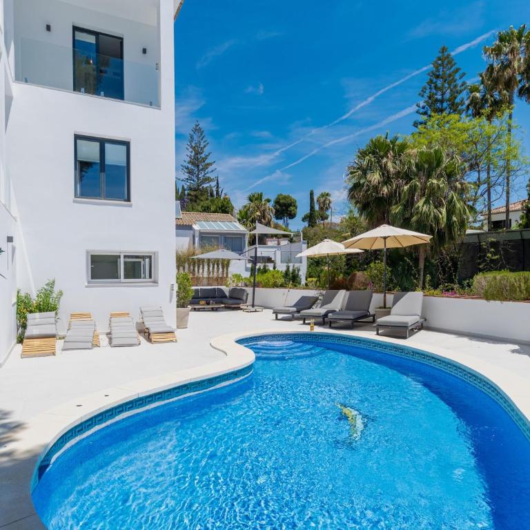 Elegant Marbella Villa with Seaview - Villa de 5 dormitorios - 11