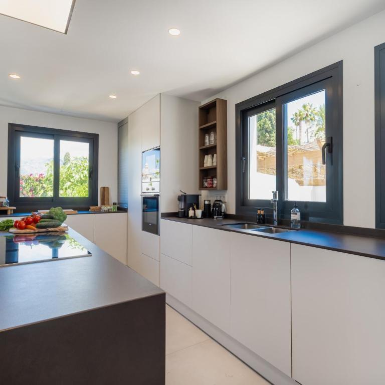 Elegant Marbella Villa with Seaview - Villa de 5 dormitorios - 5