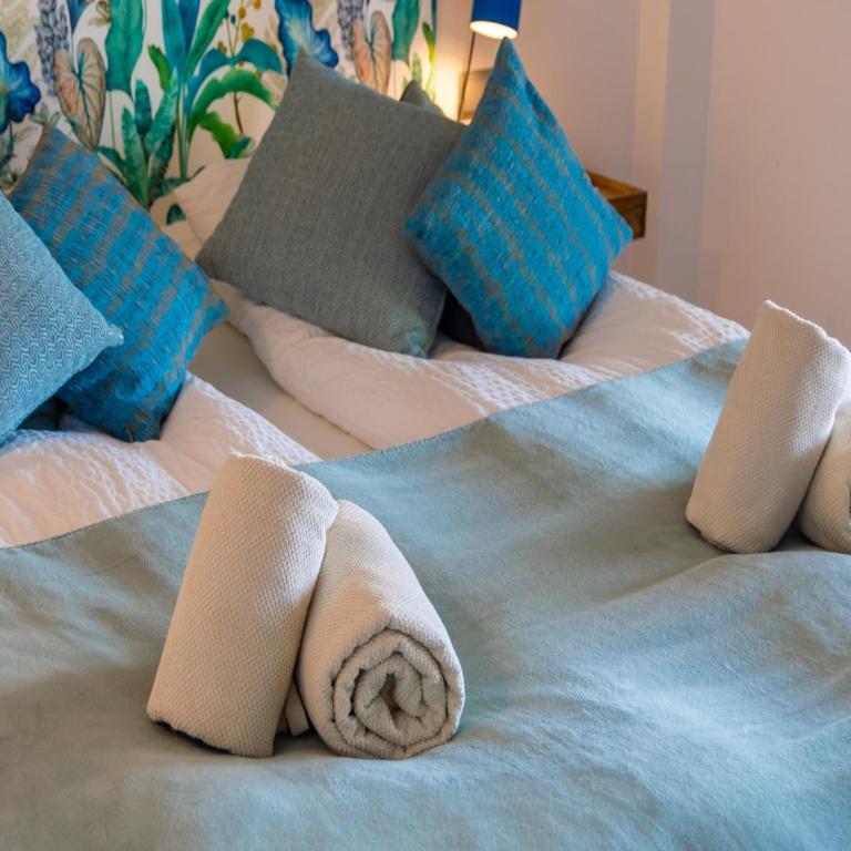 Benahavís Abode with Panoramic Views - Three-Bedroom Apartment - 18