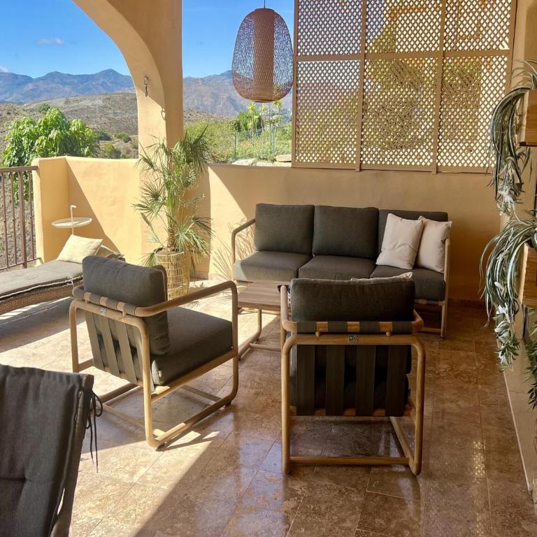 Benahavís Abode with Panoramic Views - Three-Bedroom Apartment - 6