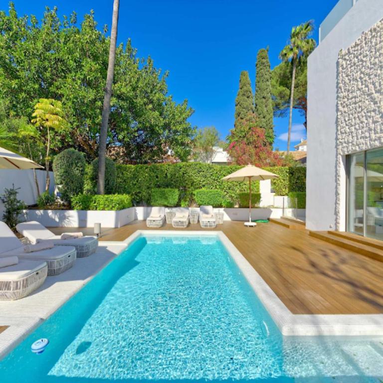 Spacious Villa for 12 in Puerto Banus - Villa de 4 dormitorios - 2