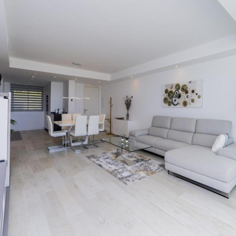 Crystal Lagoon Apartment Retreat - Apartment mit 2 Schlafzimmern - 2