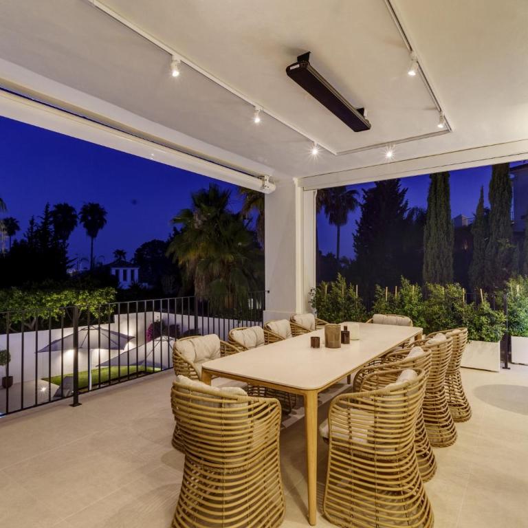 Luxury Family Villa for in Marbella - Villa de 6 dormitorios - 57