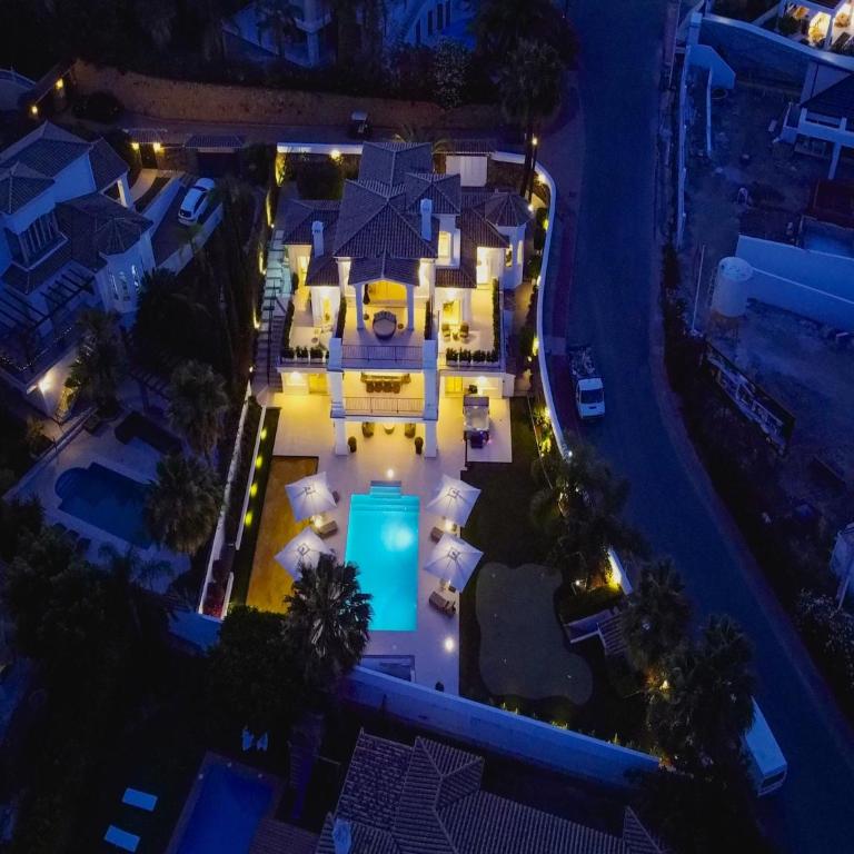 Luxury Family Villa for in Marbella - Villa de 6 dormitorios - 64