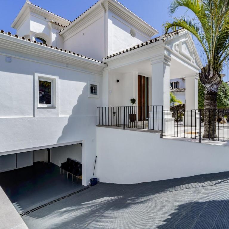Luxury Family Villa for in Marbella - Villa de 6 dormitorios - 88
