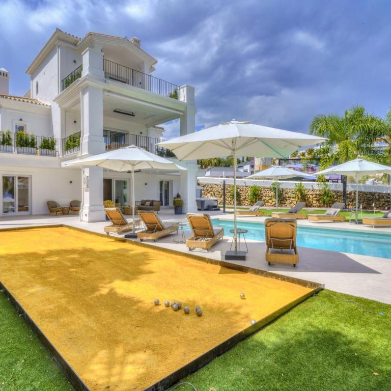 Luxury Family Villa for in Marbella - Villa de 6 dormitorios - 80