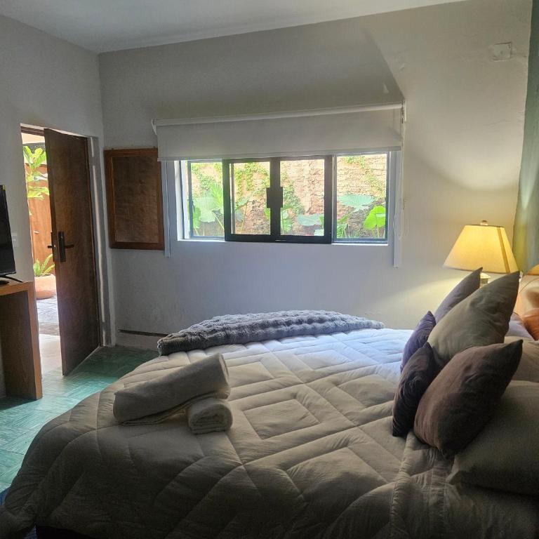 Casa Mestiza - Family Room - 6