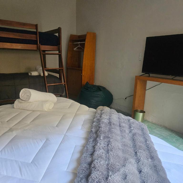 Casa Mestiza - Family Room - 5
