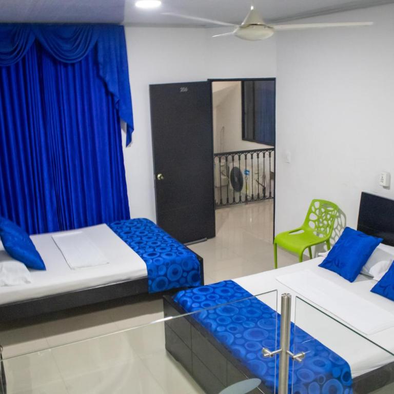 Hotel Perla Azul Boutique - Deluxe Quadruple Room - 2