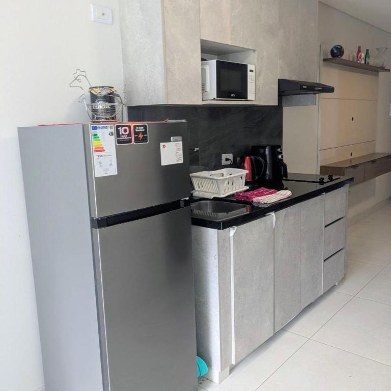 Modern Retreat in Equipetrol Design and Comfort - One-Bedroom Apartment - 8