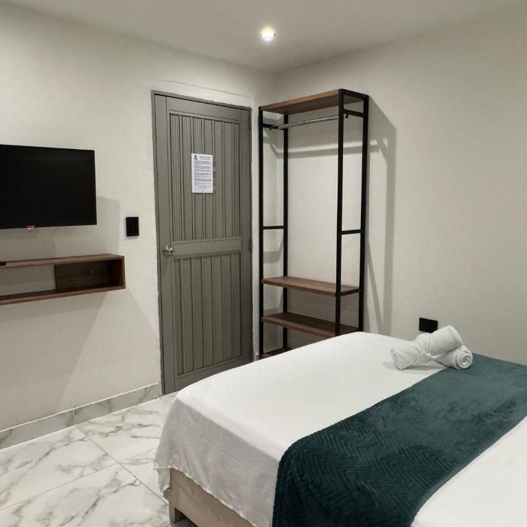 Arcadia Hotel - Economy Double Room - 4