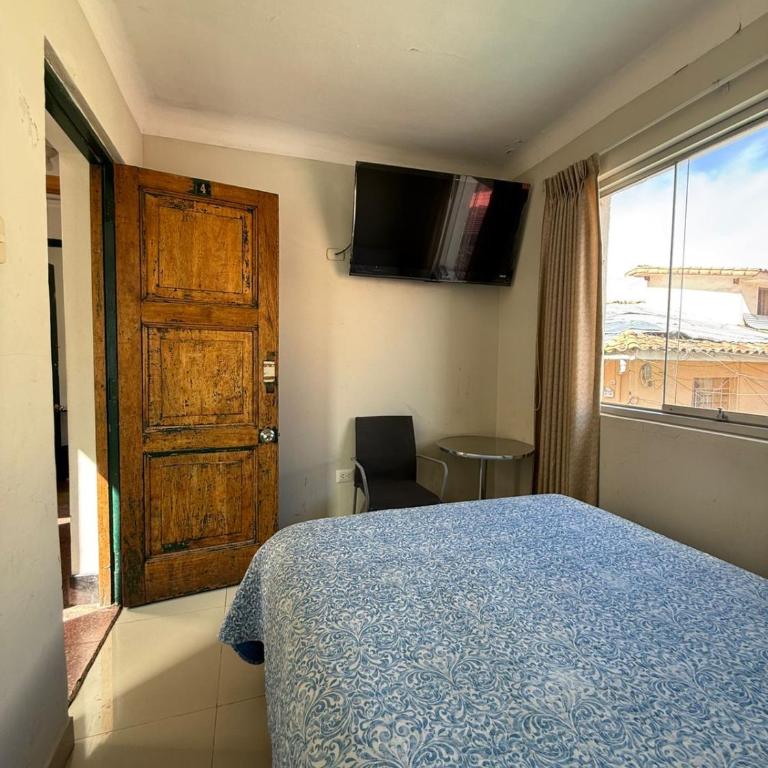 Hospedaje Casa de Liz Cusco - Double Room with Shared Bathroom - 1