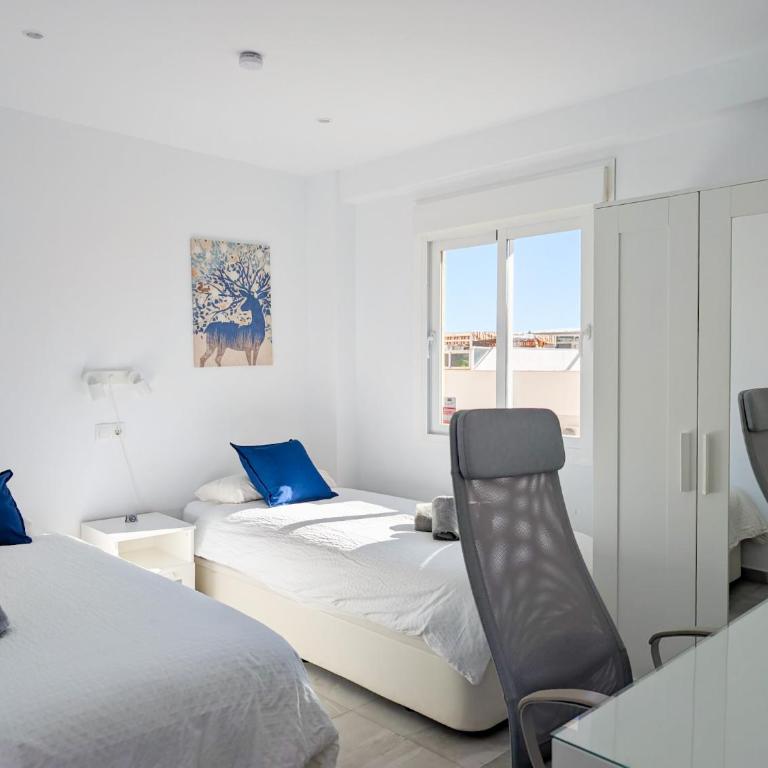 Modern 2BD Beach Apt in Los Boliches - Apartamento de 2 dormitorios - 10