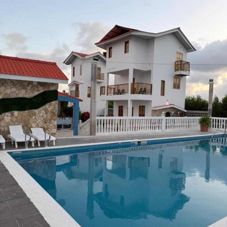 Condominio Jardines de España - Seven-Bedroom House - 4