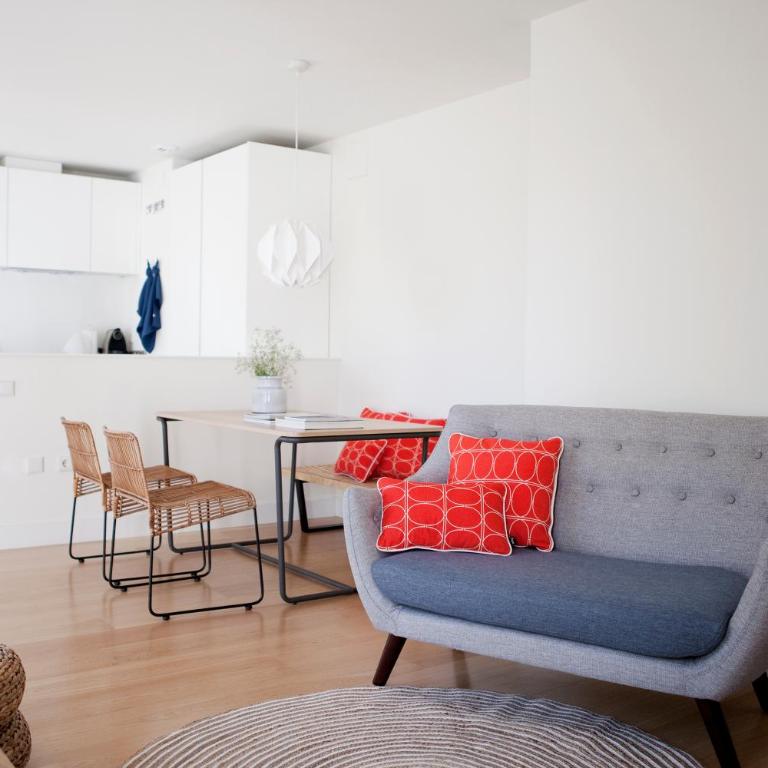 60 Balconies Art - Two-Bedroom Apartment - 9