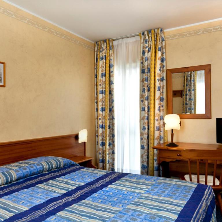 Hotel Beau Site - Camera Matrimoniale - 2
