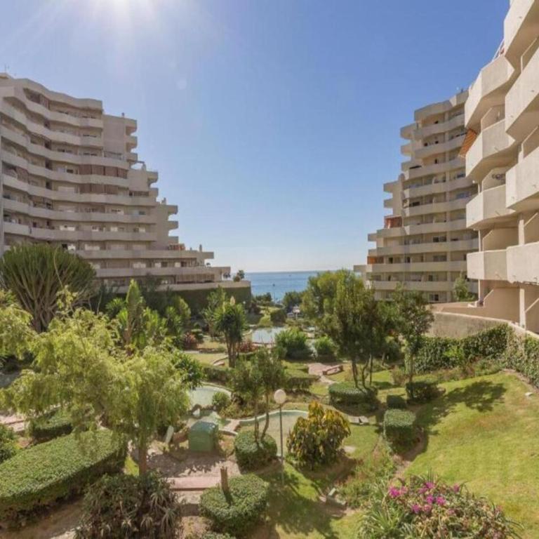 Benal Beach Studio - Self Check-In - Steps from Benalmádena Costa Beach - Studio with Balcony - 40
