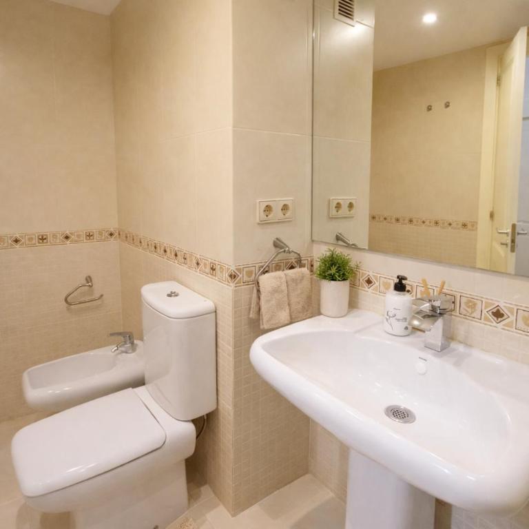 Marina Golf Apartamento con amplia terraza a 600 metros del Mar - Apartamento de 1 dormitorio - 17