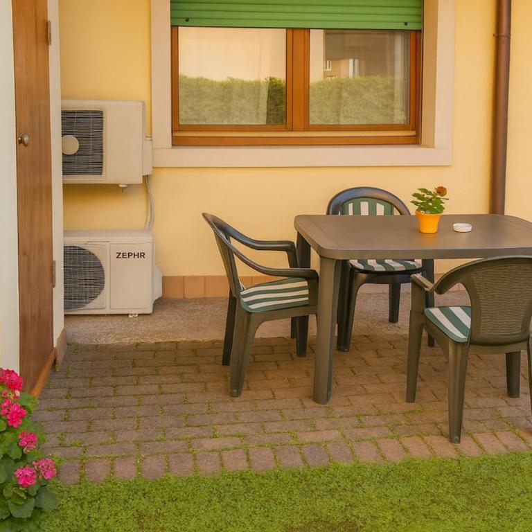 Casa Davide - Appartamento con Vista Giardino - 14