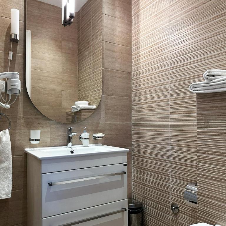 Rustico apartments - Deluks Dvokrevetna Soba sa Bračnim Krevetom i Pogledom na More - 8