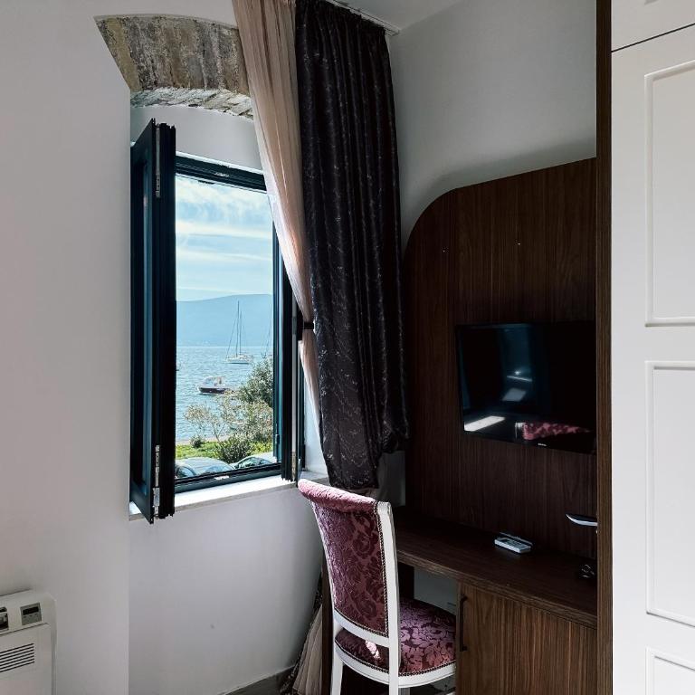 Rustico apartments - Deluks Dvokrevetna Soba sa Bračnim Krevetom i Pogledom na More - 7