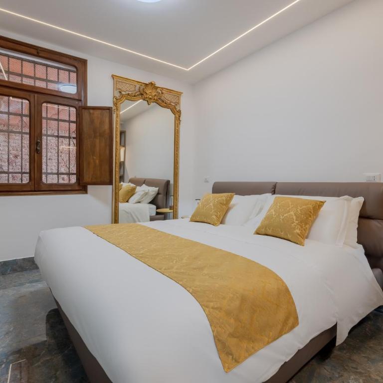 Golden Water Door 5min SanMarco 5min Rialto - One-Bedroom Apartment - 18