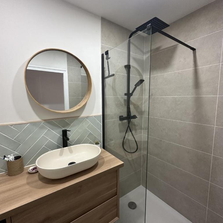 Vieille ville à 50 m - Appartement cosy & rénové - Two-Bedroom Apartment - 18
