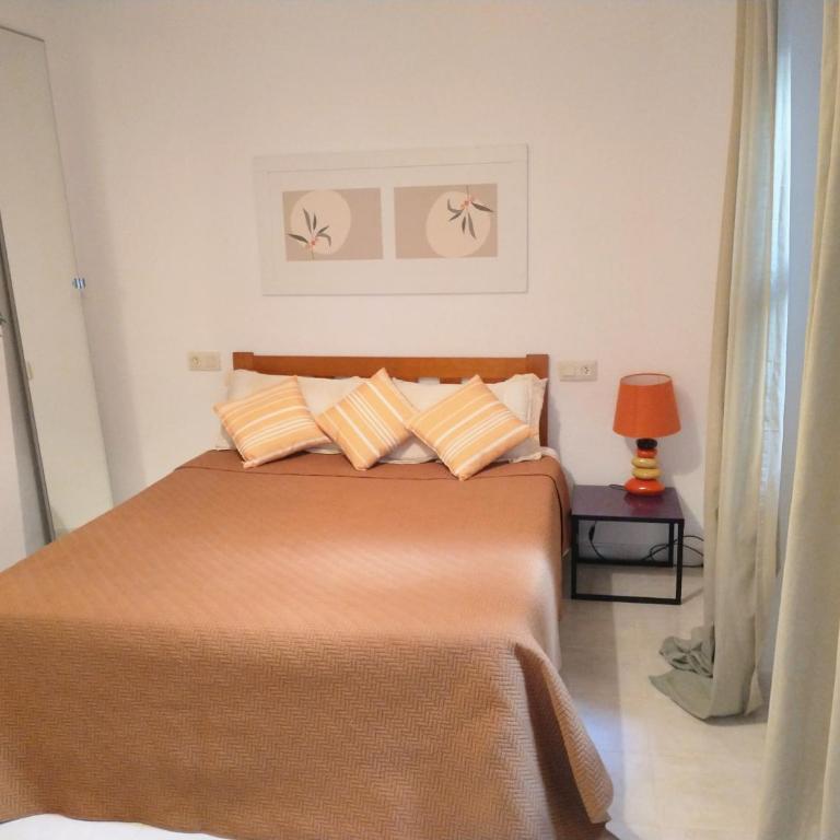 Spectacular Sea Views - Two-Bedroom House - 17