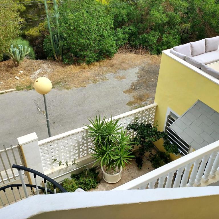 Spectacular Sea Views - Two-Bedroom House - 33