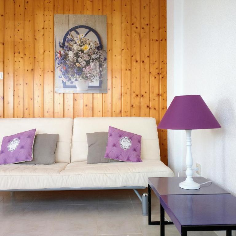 Spectacular Sea Views - Two-Bedroom House - 14
