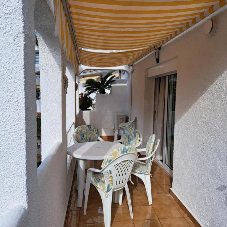 Acogedor apartamento en Denia - Apartamento - 35