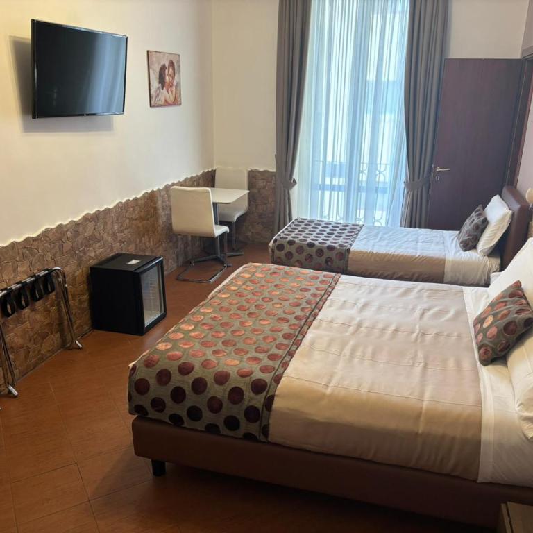 Hotel Ester - Triple Room - 10