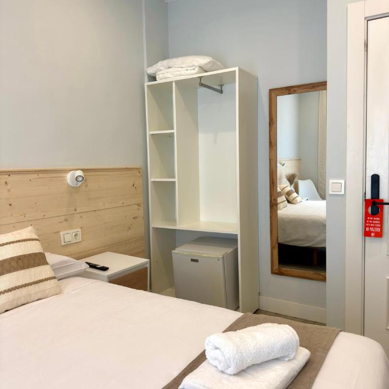 Pension Aristizabal - Habitación Doble con baño privado externo - 8