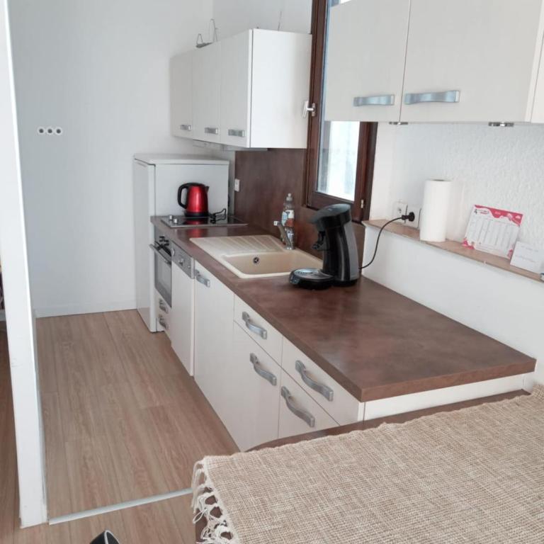 Studio lumineux rénové - Apartamento de 1 dormitorio - 6