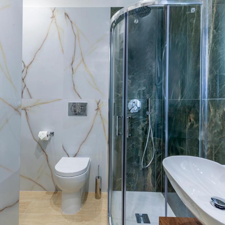 Domus Carducci 13 - Camera Matrimoniale con Bagno Privato - 5