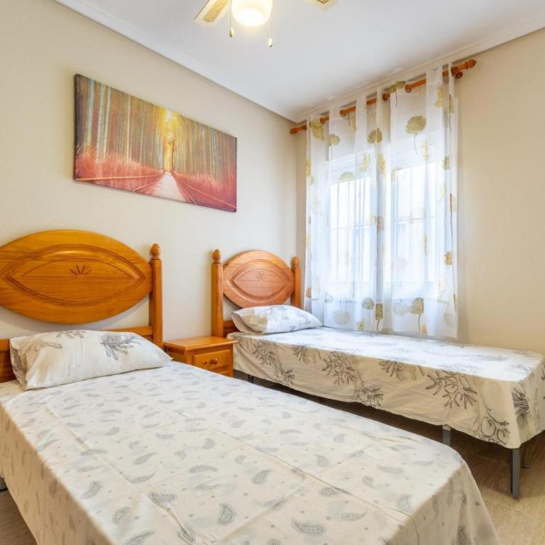Casa Dario con terraza y barbacoa en Gran Alacant - Three-Bedroom Home - 22