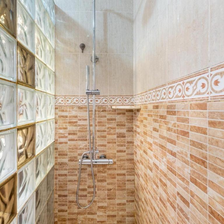 Casa Dario con terraza y barbacoa en Gran Alacant - Three-Bedroom Home - 17
