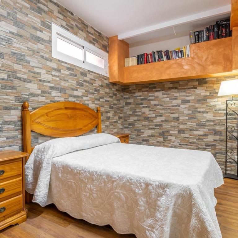 Casa Dario con terraza y barbacoa en Gran Alacant - Three-Bedroom Home - 8