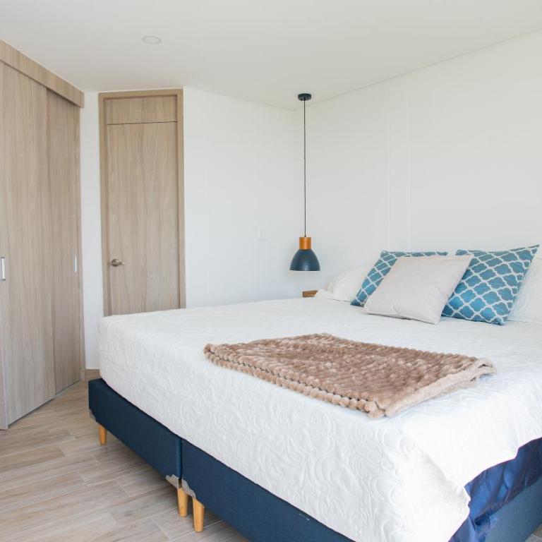 Apartamento familiar 2 Habitaciones, Vista Ciénaga Rooftop Piso 17 Cielo Mar Cartagena - Two-Bedroom Apartment - 16