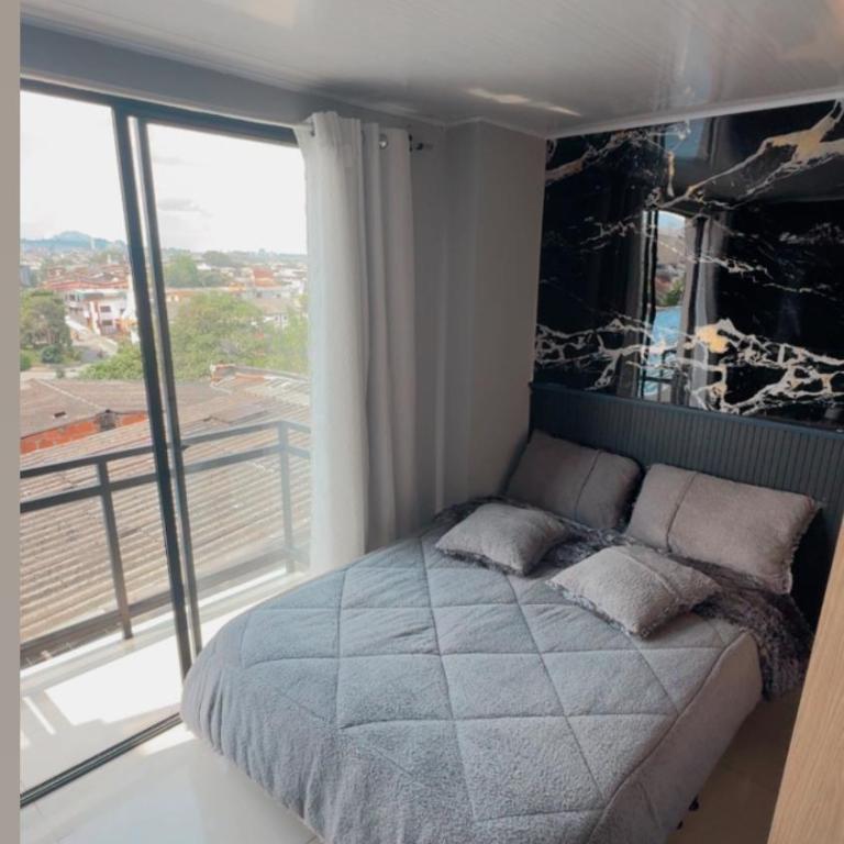 Apartasuite moderno con balcón excelente ubicación - One-Bedroom Apartment - 28