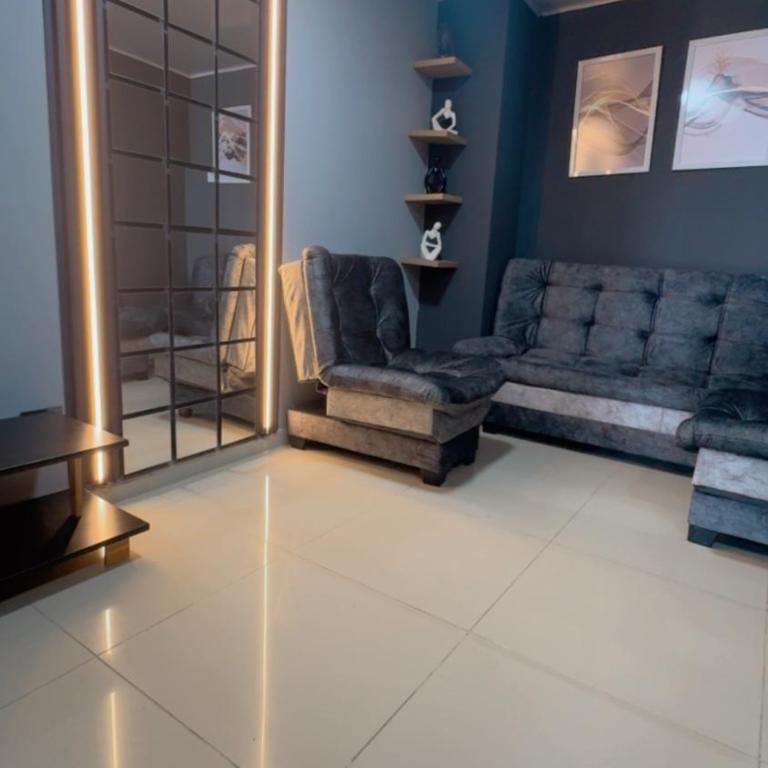 Apartasuite moderno con balcón excelente ubicación - One-Bedroom Apartment - 25